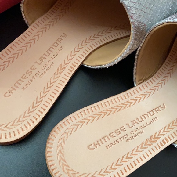 Sandals - Picture 4 of 6